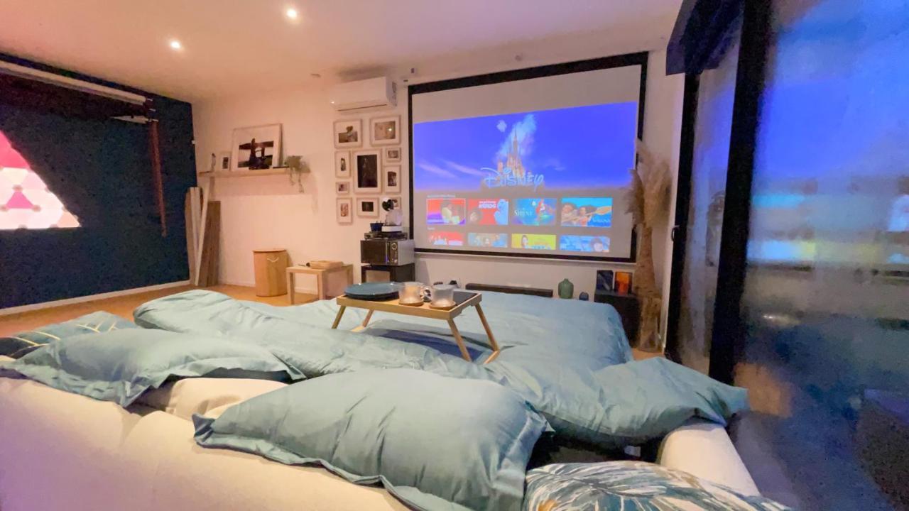 Capsule Nature & Photos - Jacuzzi - Netflix & Home Cinema - Ps5 & Jeu Thun-Saint-Martin ภายนอก รูปภาพ