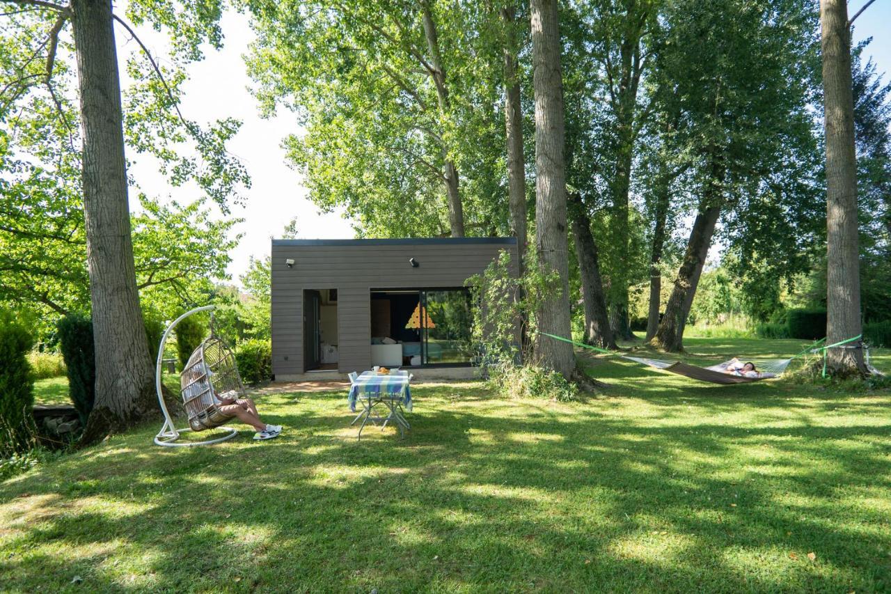 Capsule Nature & Photos - Jacuzzi - Netflix & Home Cinema - Ps5 & Jeu Thun-Saint-Martin ภายนอก รูปภาพ